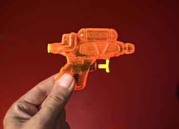 Water-Ray-Gun